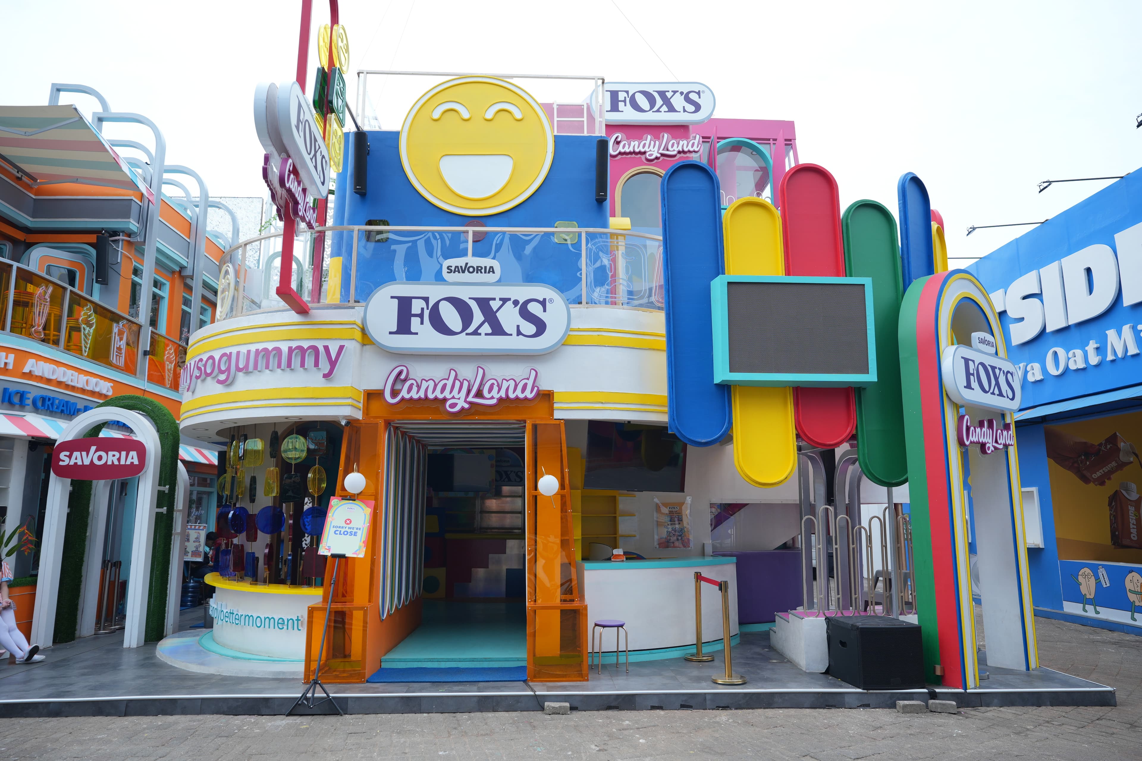 FOX'S — JIEXPO